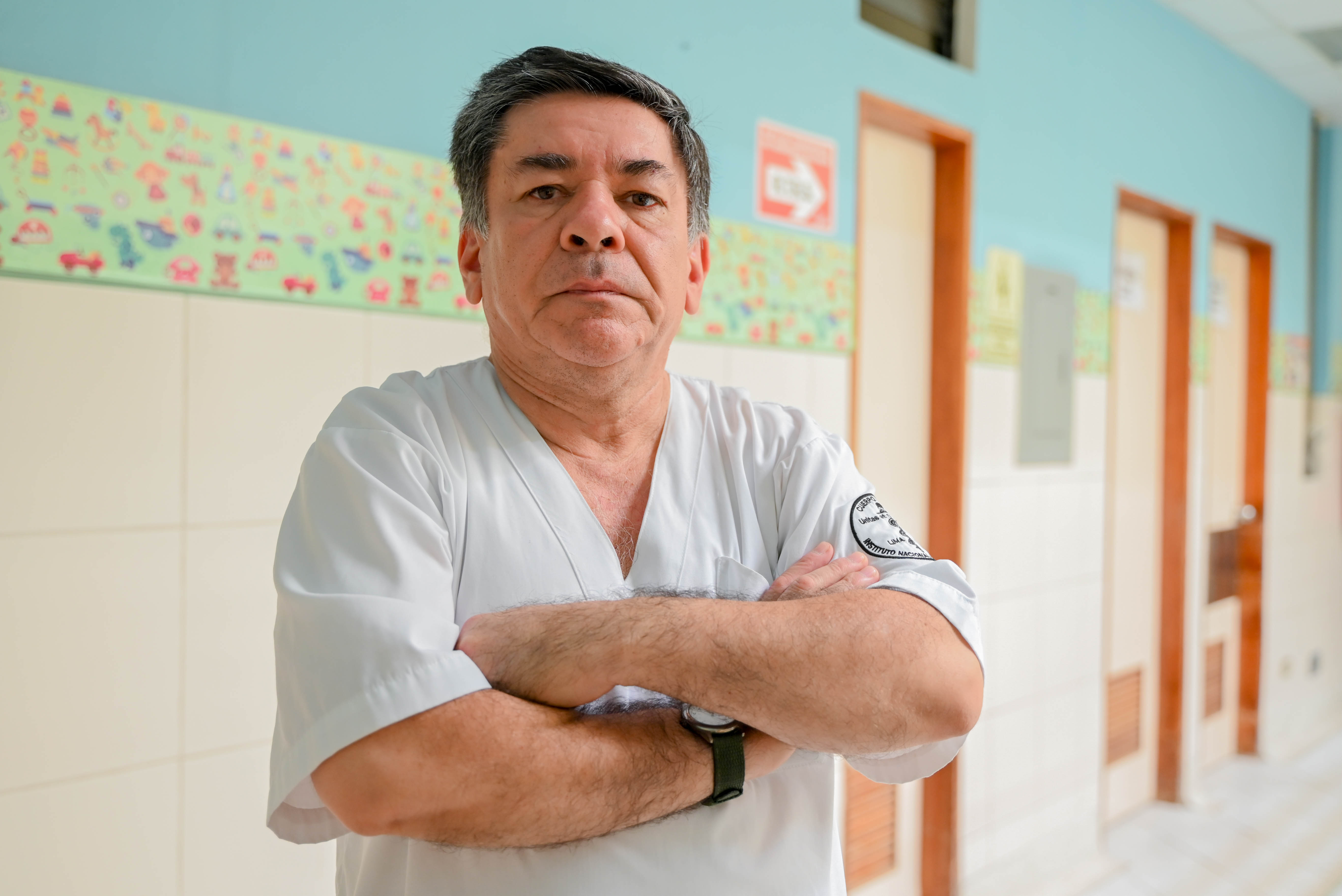 *¡Alerta por cálculos en niños! INSN Breña retira múltiples cálculos a niña de 8 años y ya suma 82 procedimientos en 2026*
