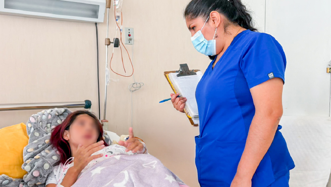 Más allá de la enfermedad: el soporte emocional que fortalece la recuperación de pacientes y familias