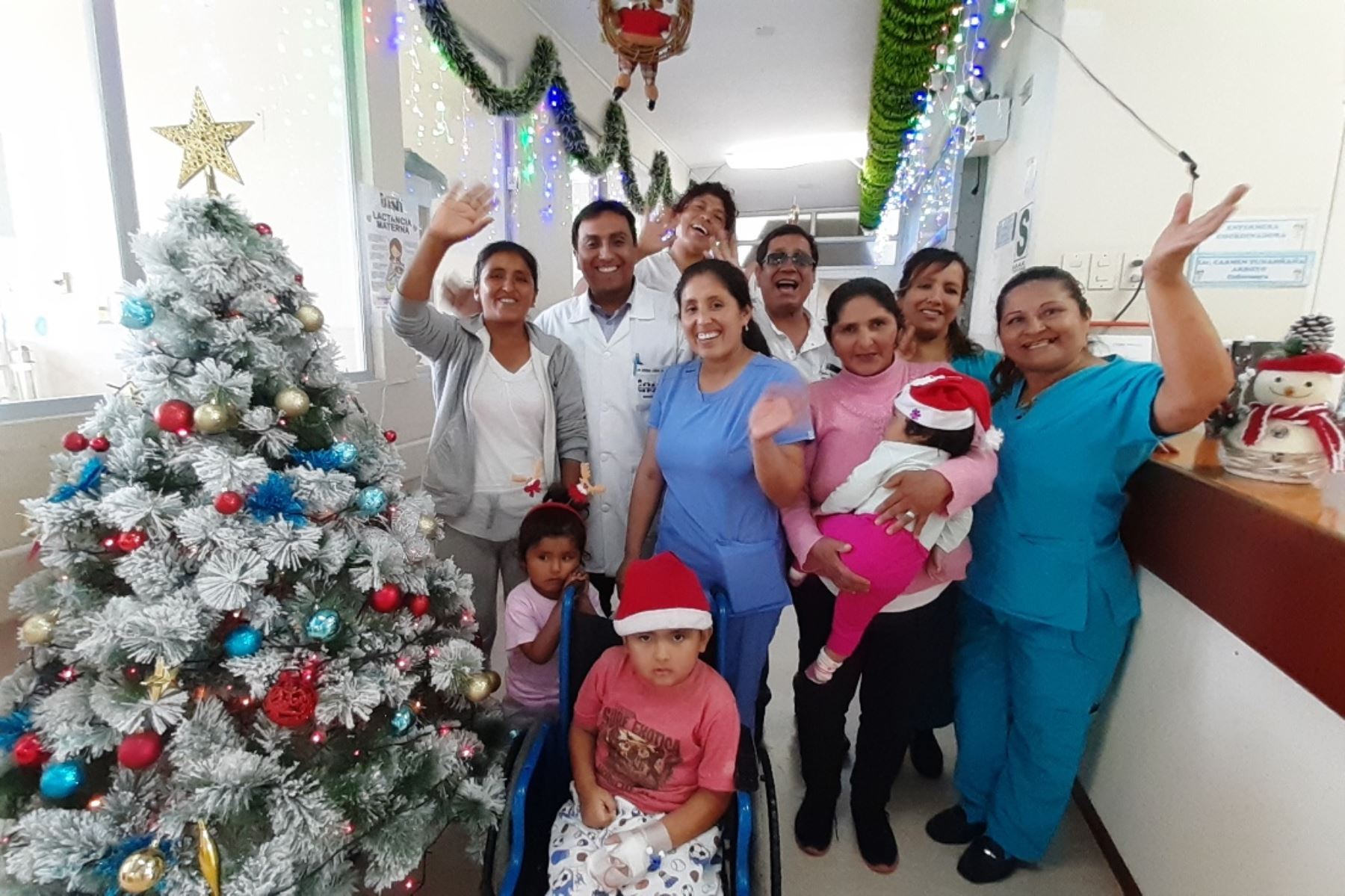 Niños operados de tumores cerebrales retornan a sus casas a pasar Navidad