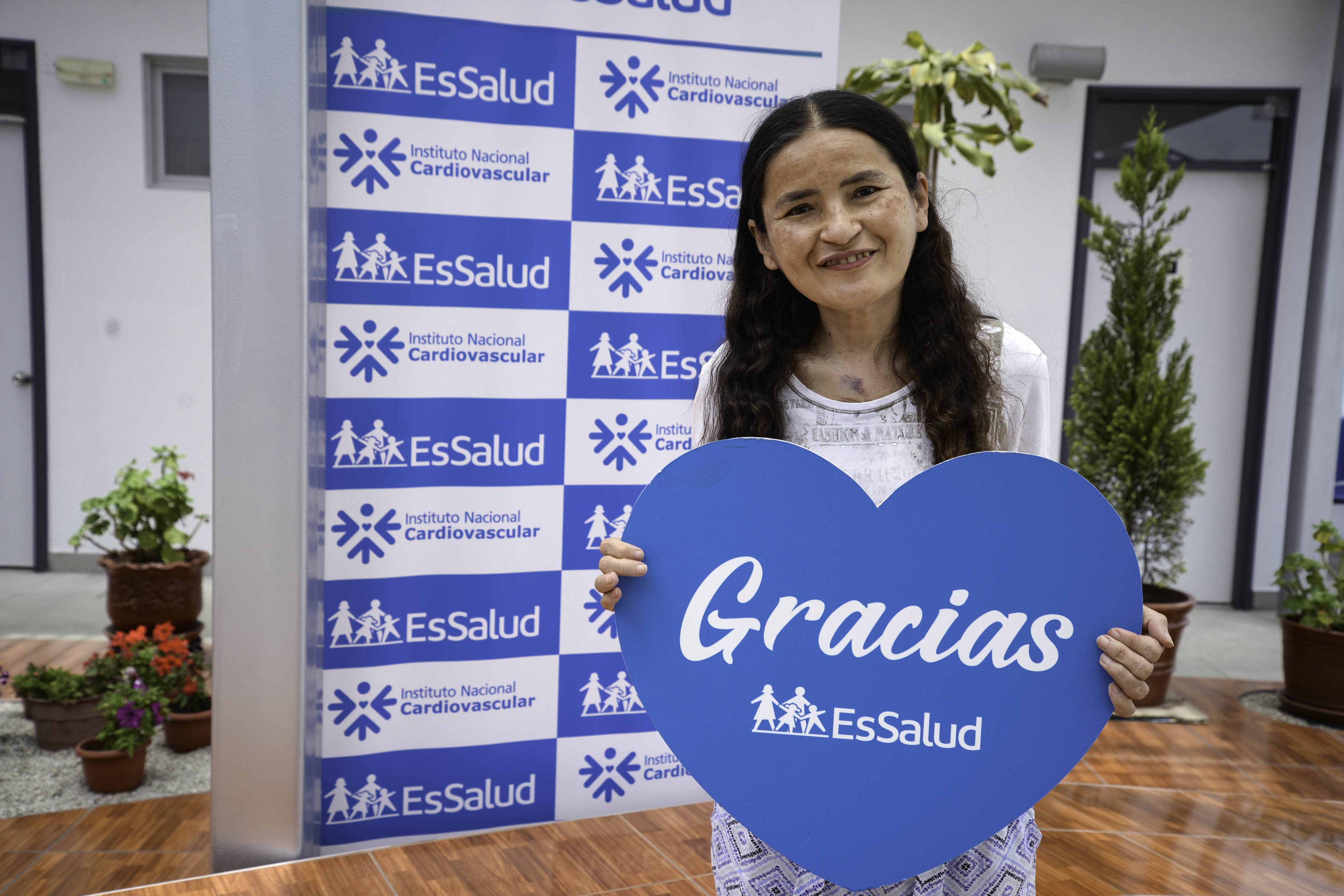 Hito histórico: Paciente trasplantada de corazón recibe alta médica en solo 14 días en el INCOR de EsSalud