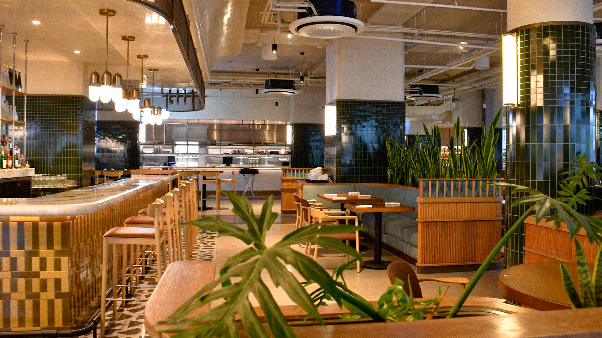 Popurrí Food Hall presenta el plan perfecto para Fiestas Patrias: sabores peruanos, grupos grandes, cero complicaciones