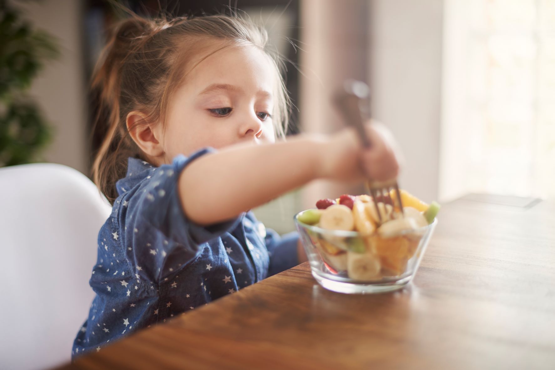 Diez alimentos que no deben faltar en la dieta de los niños