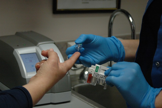 Tratamiento personalizado a cada paciente con diabetes es clave para prevenir complicaciones en esta pandemia