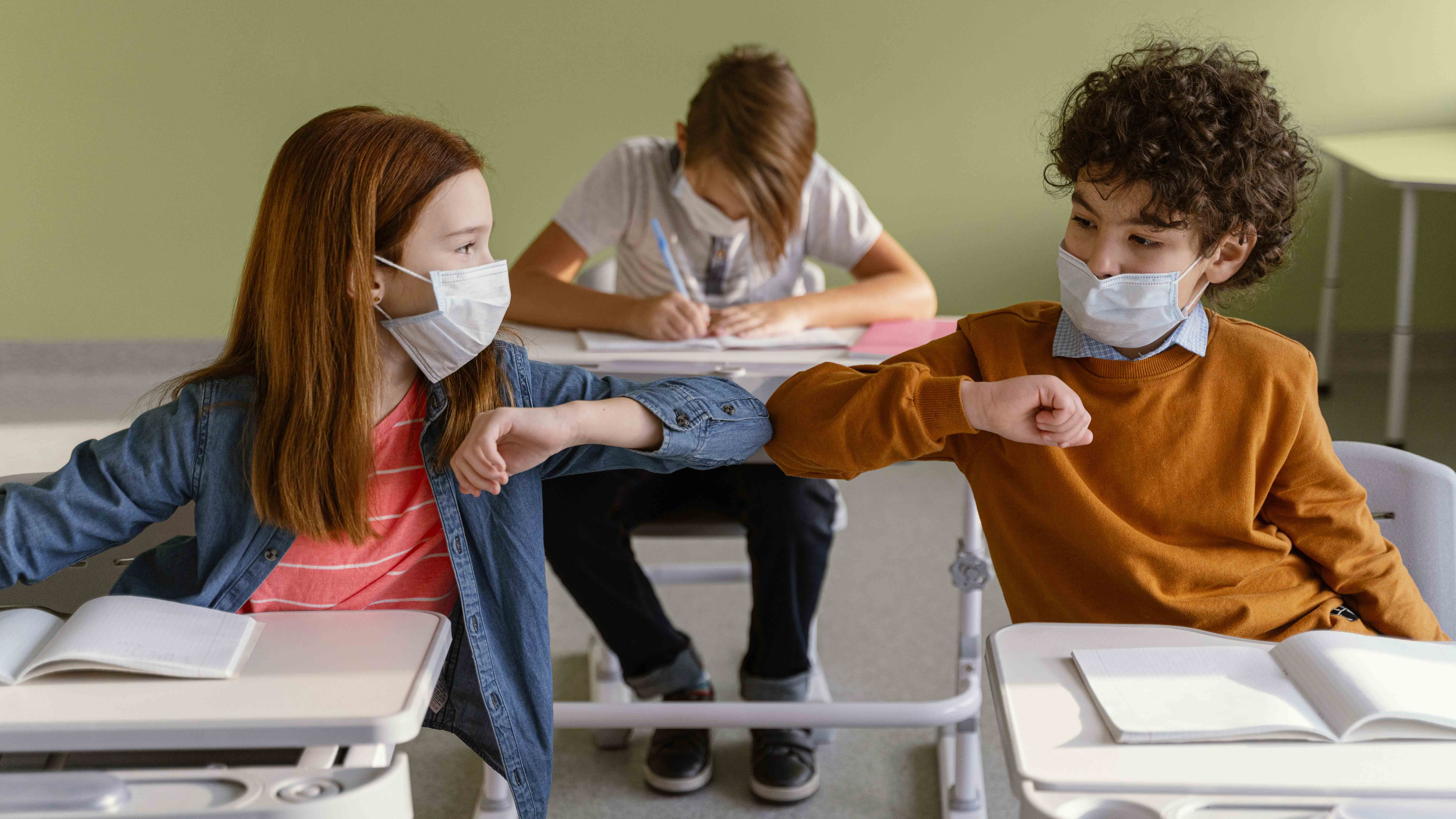 ¿Qué deben llevar los niños en su kit de salud bucal en su regreso a clases?