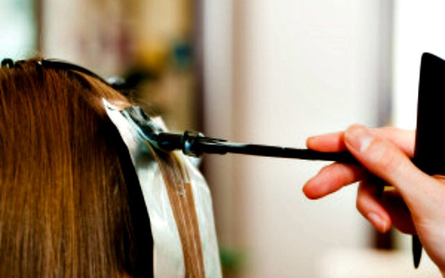 ¡Cuidado! Tintes para el cabello y alisadores químicos aumentan considerablemente el riesgo de cáncer de mama