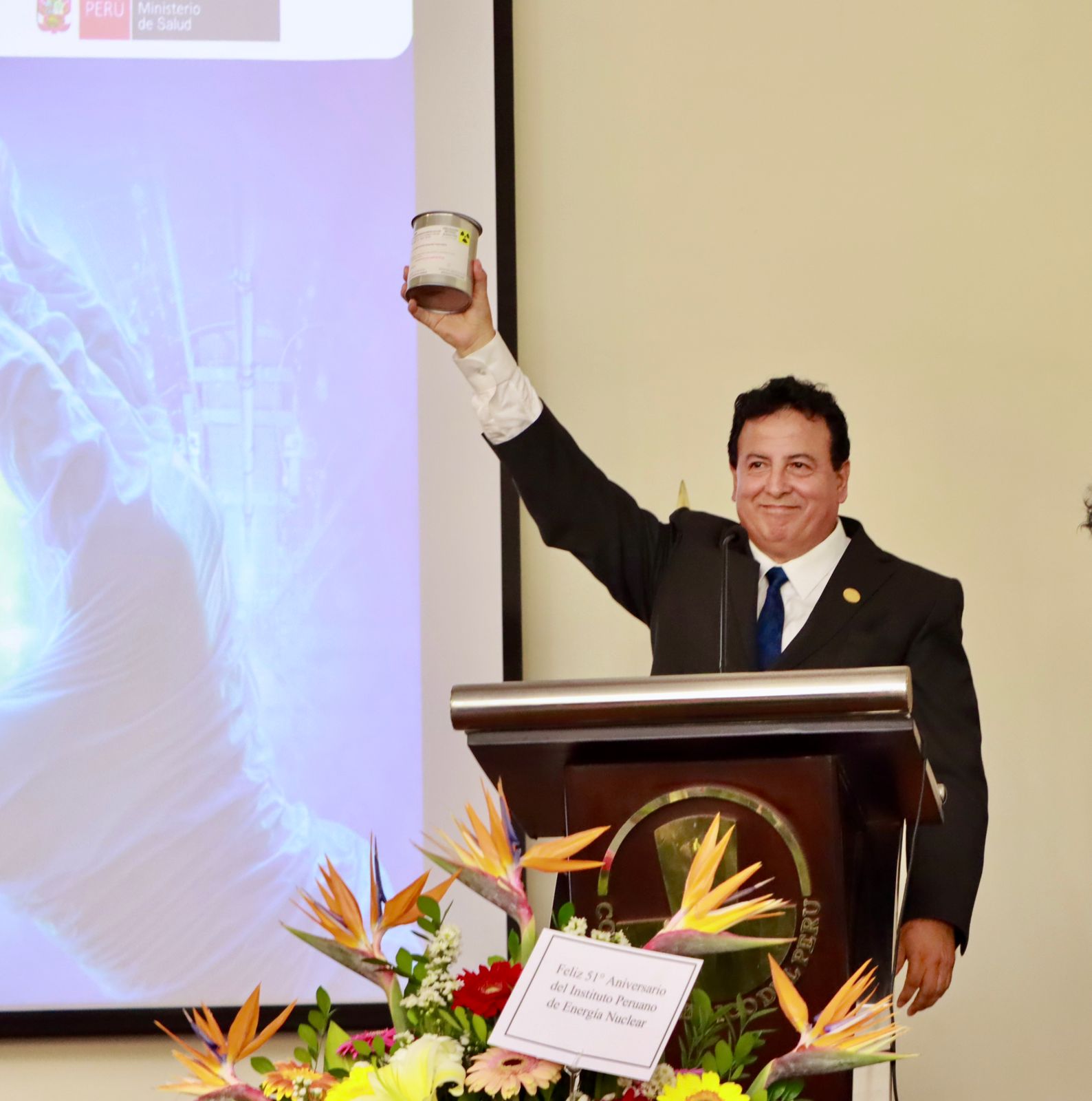 Lutecio-177: Nuevo tratamiento contra el cáncer de próstata y páncreas se producirá en el Perú a través del IPEN.