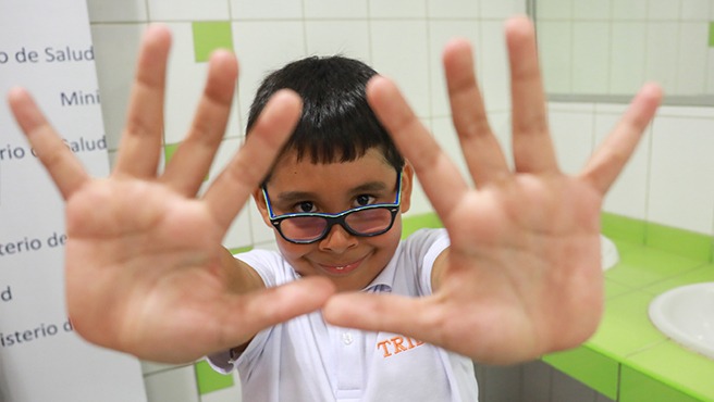 Infecciones gastrointestinales en verano: lo que deben saber madres y padres para proteger a sus niños y niñas