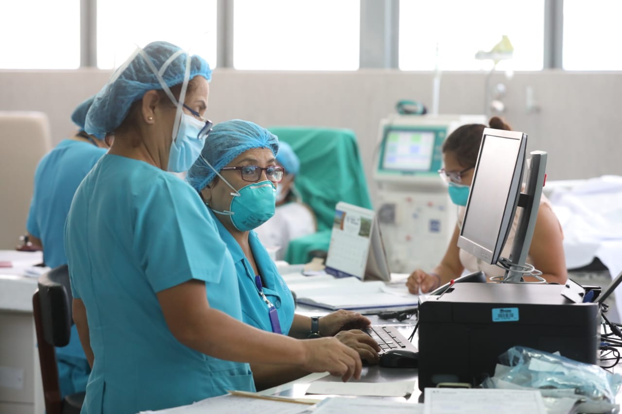 EsSalud brinda servicio de hemodiálisis de manera ininterrumpida a más de 7 mil pacientes con problemas renales