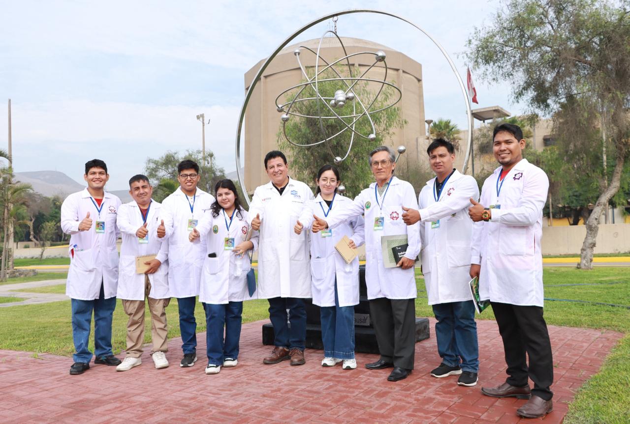 Centro Nuclear de Huarangal recibe la visita de estudios de la Universidad Nacional de la Amazonía Peruana.