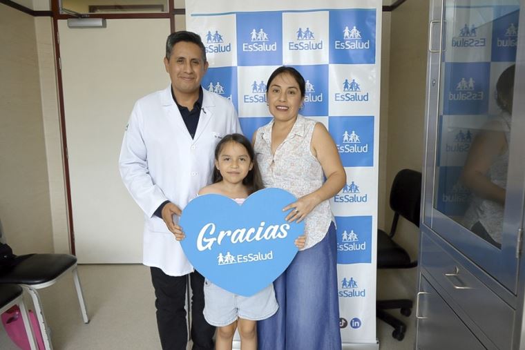 Marianita venció un tumor y ahora sueña con ser pediatra para salvar a otros niños