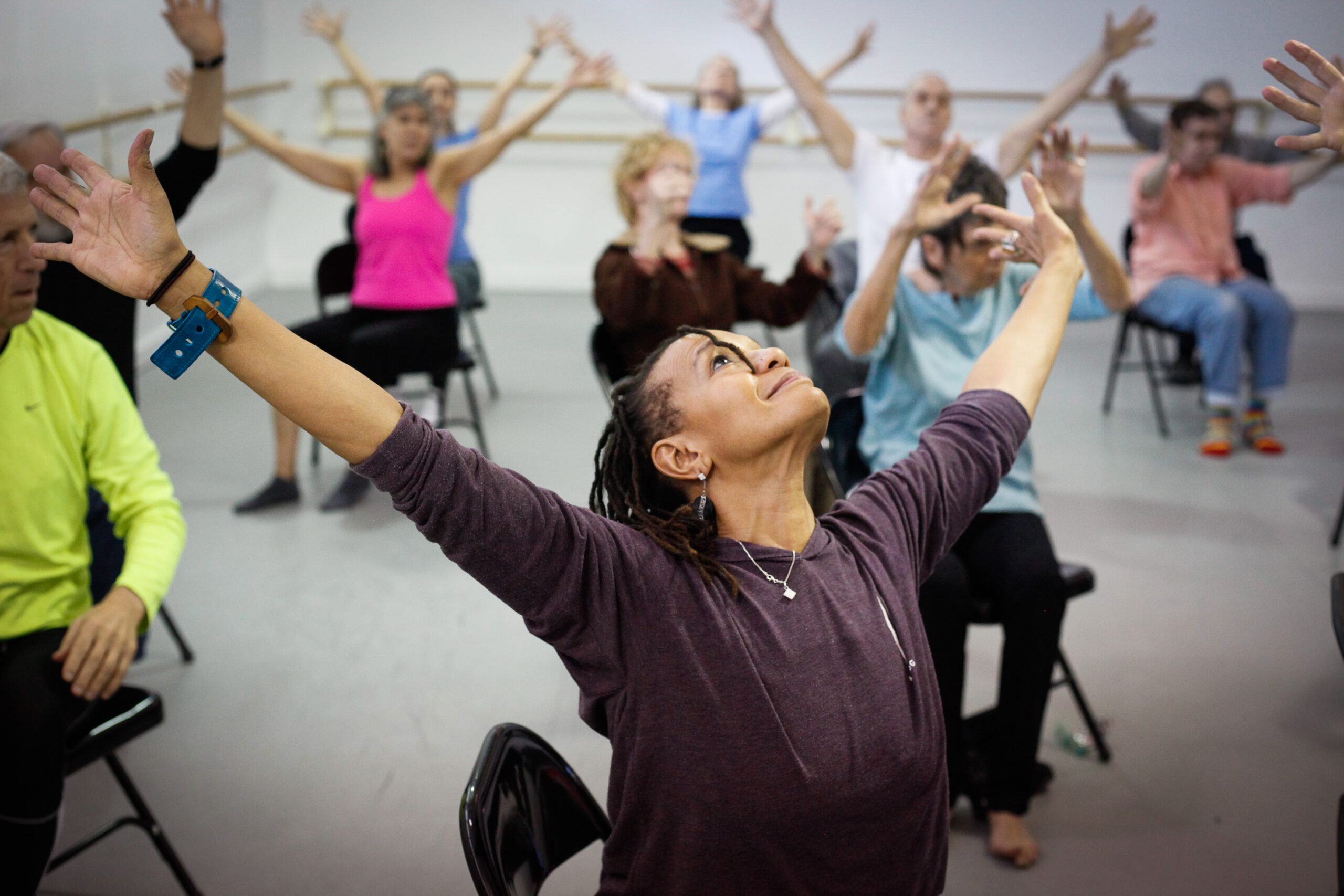 Llega a Perú ParkiDance: la terapia de danza que transforma la vida de pacientes con Parkinson