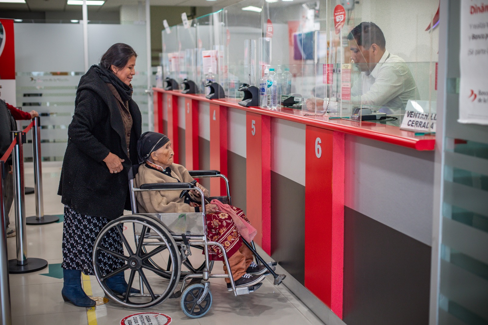 Midis asume entregas económicas a familias afectadas por emergencias incorporando nueva función a Pensión 65