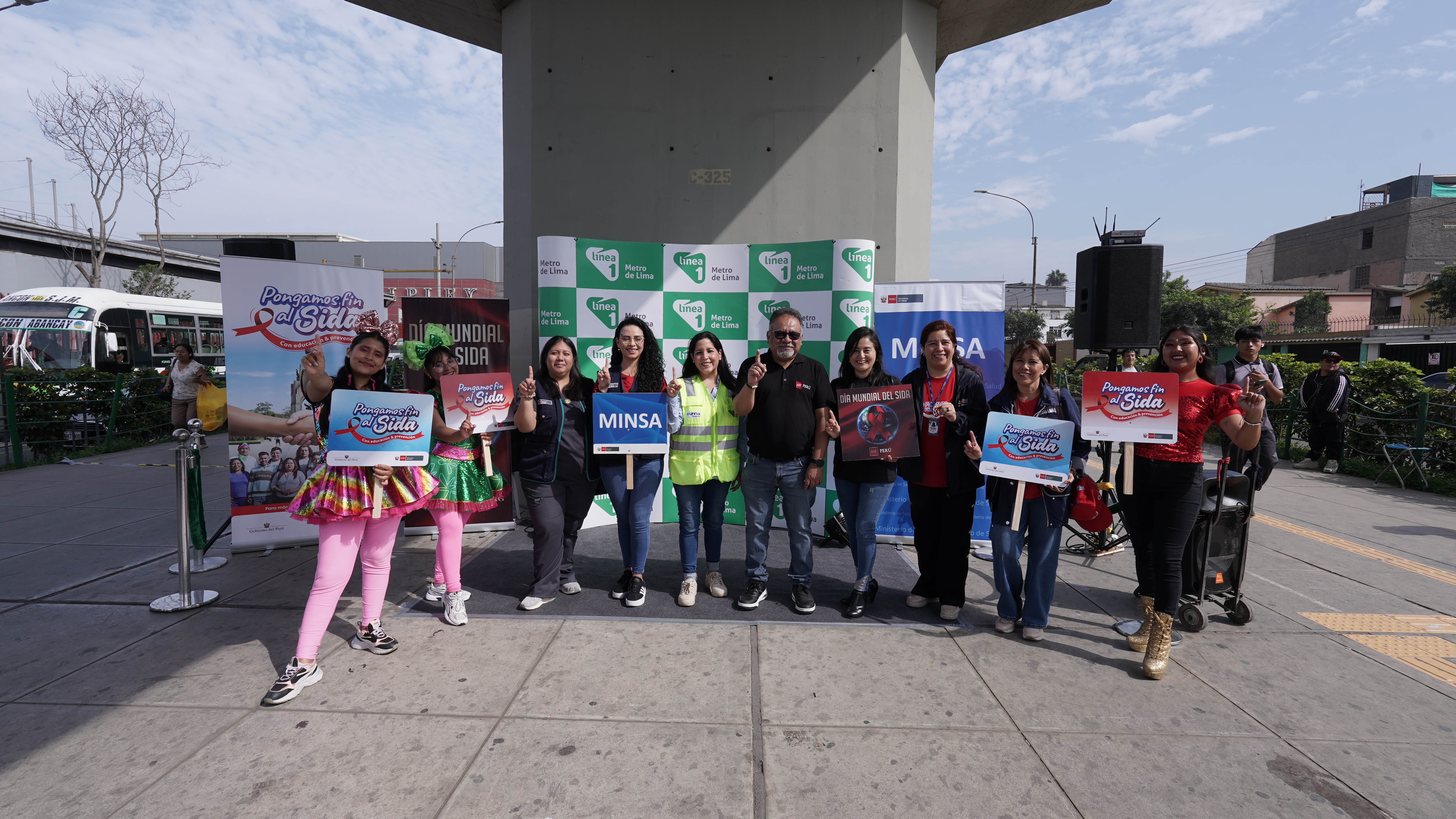 Día Mundial del Sida: Línea 1 del Metro de Lima, Minsa y AHF Perú realizaron campaña de prevención del VIH en estación Angamos