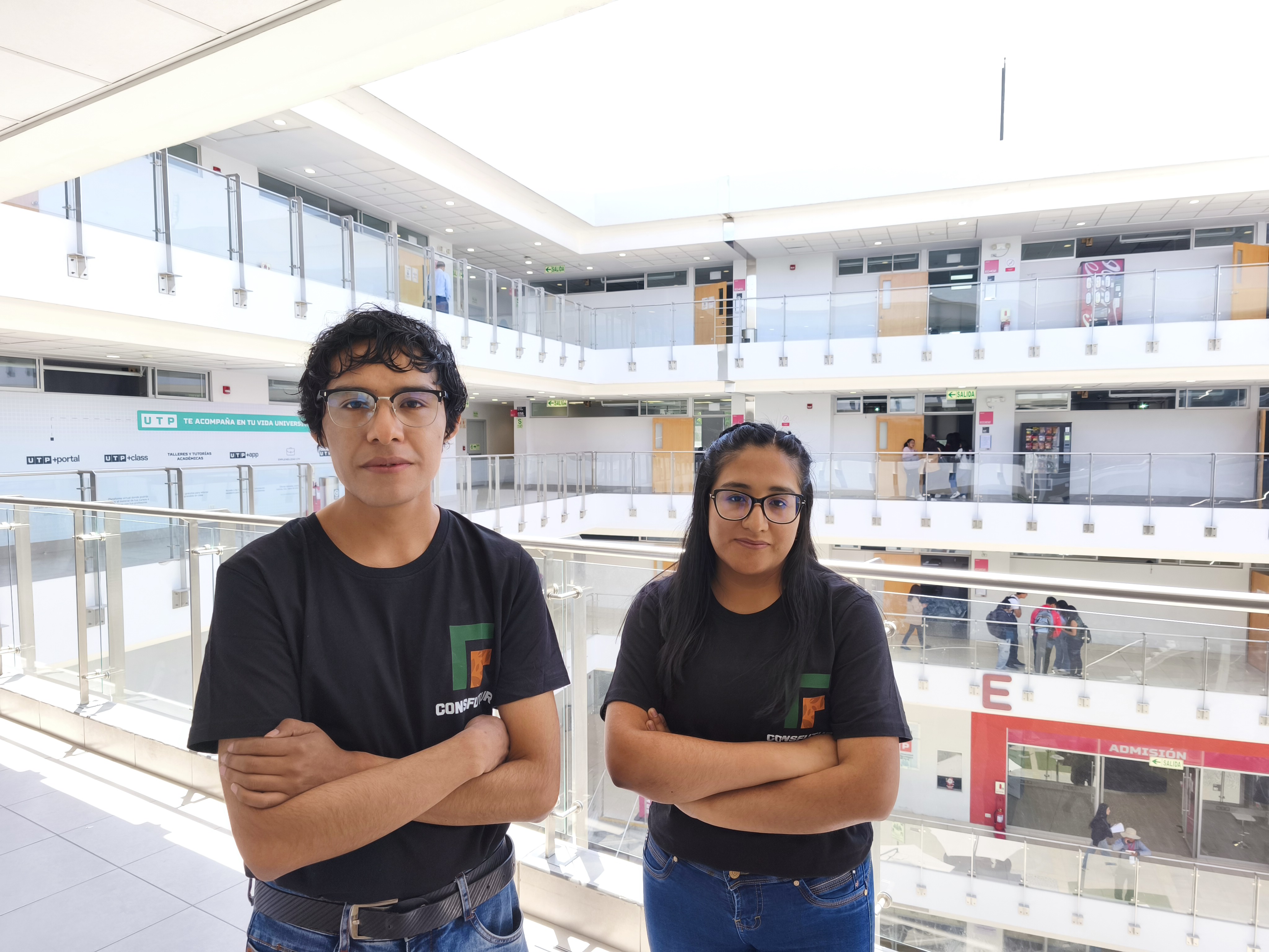 Estudiantes de la UTP crean ladrillo aislante a base de papel reciclado y mucílago de tuna