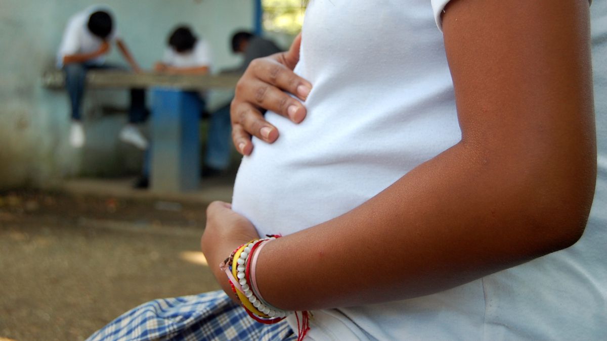 Efectos de la pandemia: Se incrementan embarazos no planificados y muertes maternas en el Perú