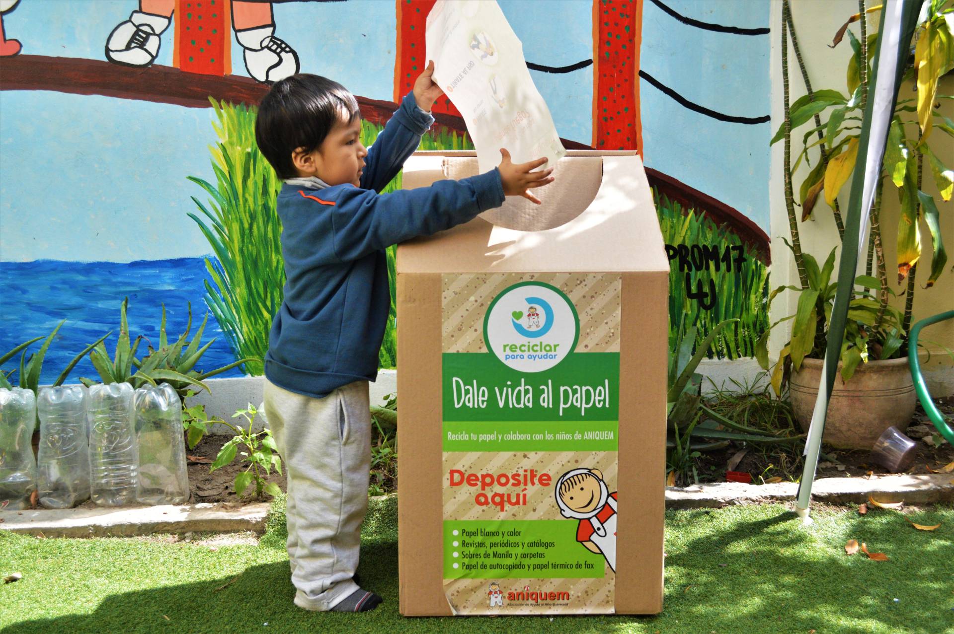 Contribuyen para la recuperación de niños quemados a través de donaciones de materiales reciclables