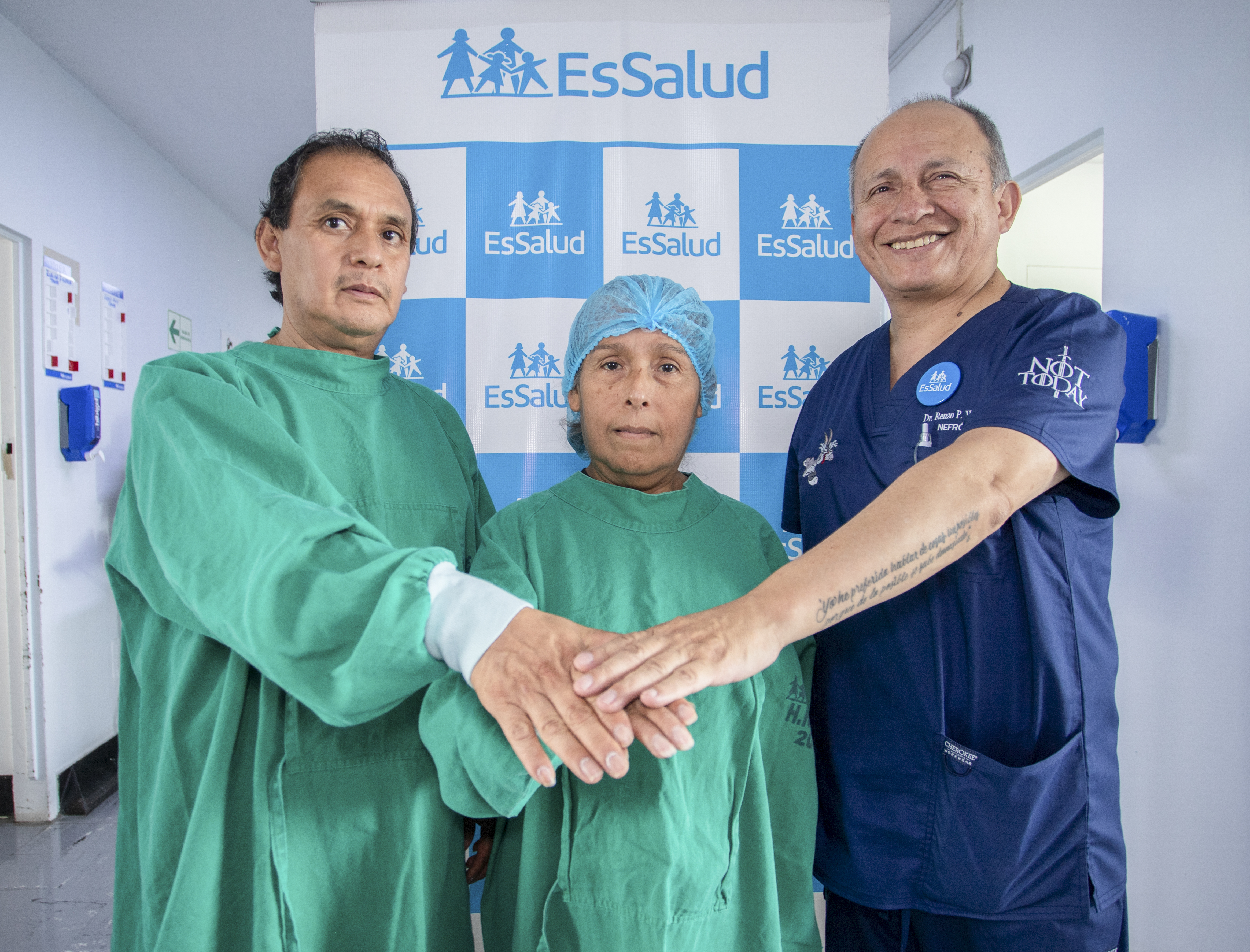 Amor sin límites: Hombre de 55 años dona riñón a esposa en Hospital Rebagliati de EsSalud