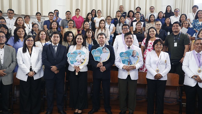 5 de cada 10 niños y niñas ya presentan caries en dientes deciduos: Minsa lidera jornada nacional para prevenir la caries en la primera infancia