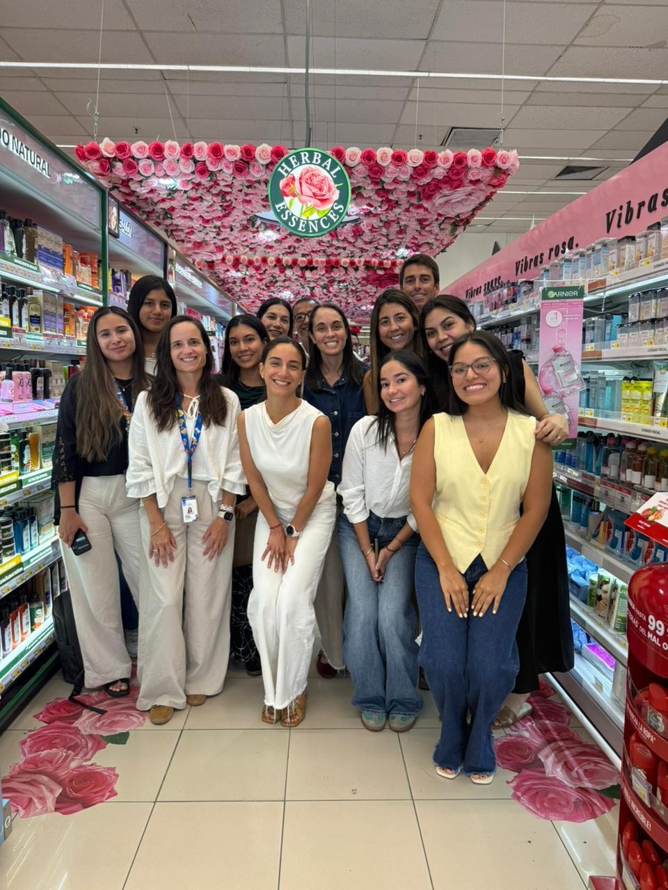 El punto de venta gana protagonismo: Herbal Essences impulsa formato de tienda experiencial