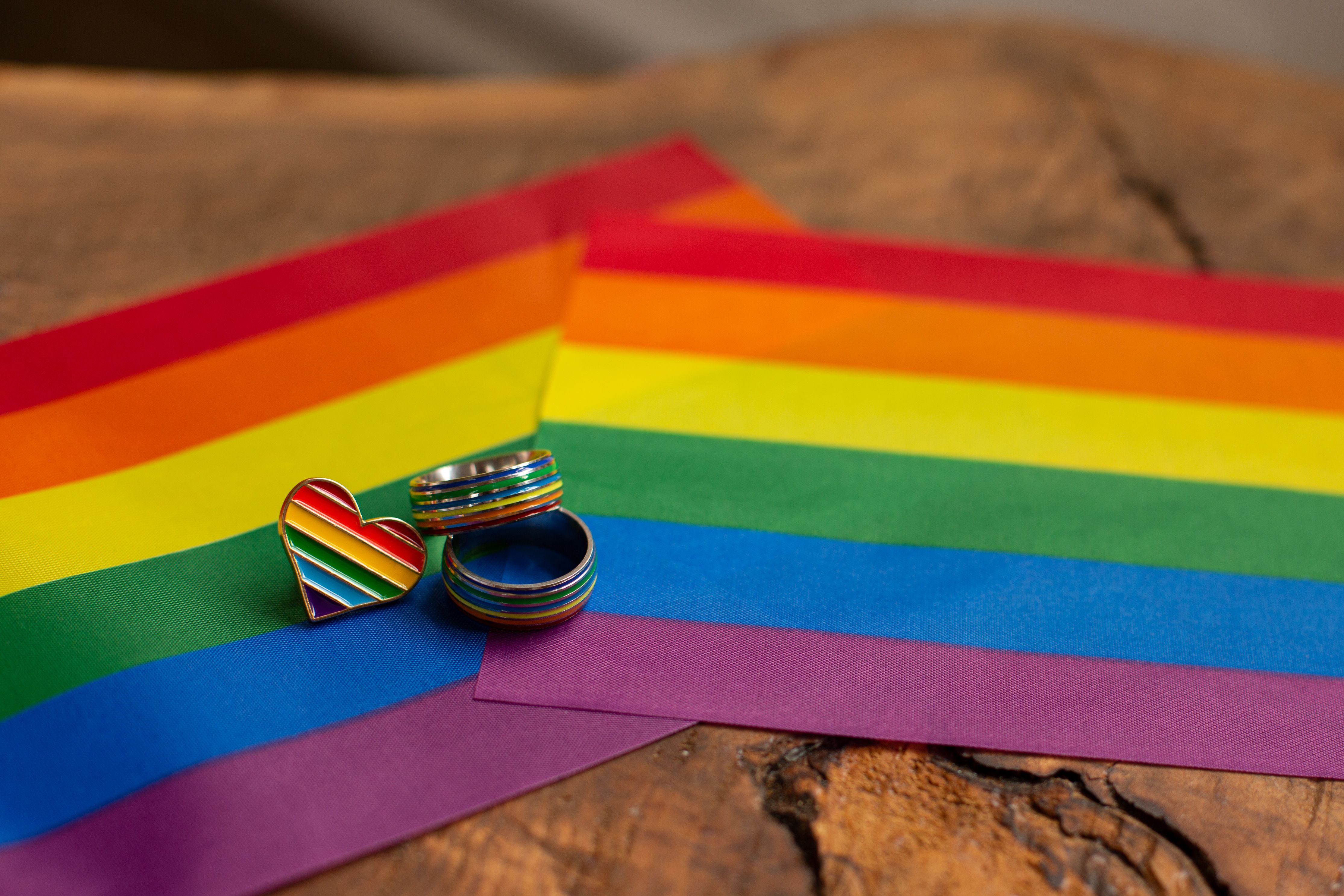 Con Orgullo: Parada F lanza kit educativo para promover espacios libres de discriminación hacia personas LGTBIQ+