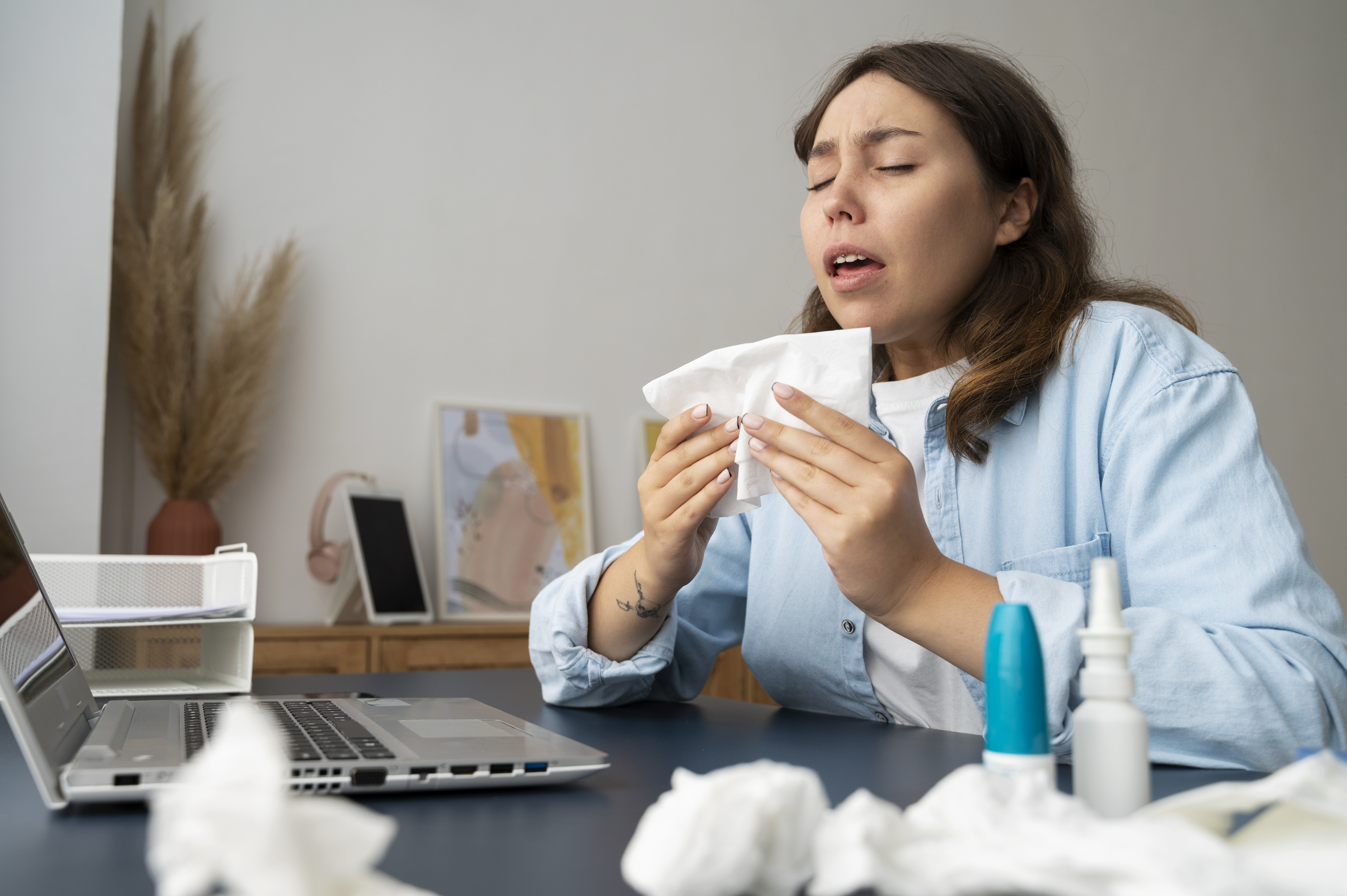 Alergias estacionales: cómo diferenciarlas de una infección respiratoria y evitar complicaciones