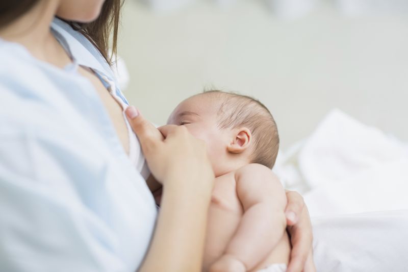 Beneficios de la lactancia materna en tiempos de COVID-19
