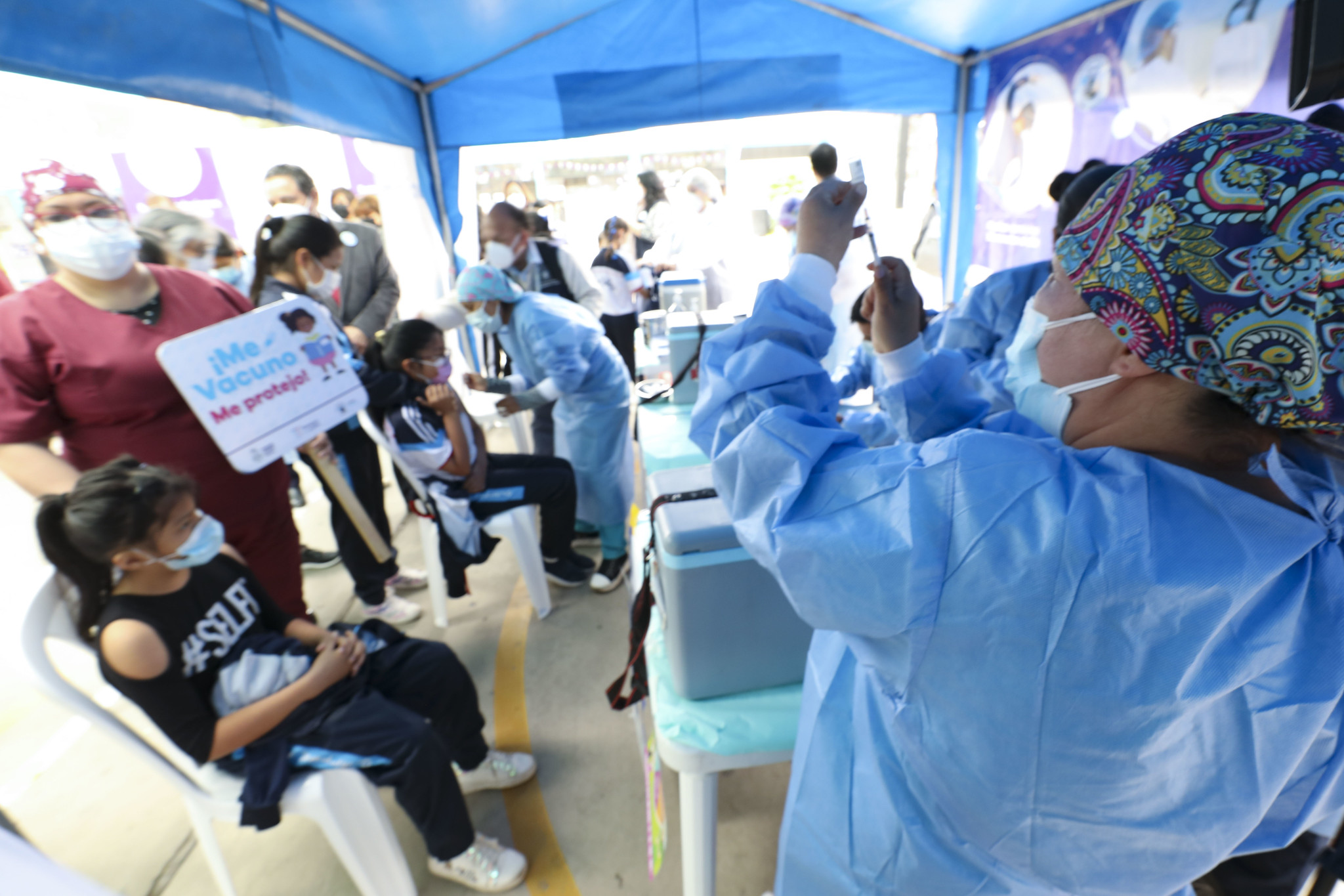 RECUERDA QUE NIÑOS Y ADOLESCENTES VARONES PODRÁN VACUNARSE GRATUITAMENTE CONTRA EL VPH DURANTE EL AÑO ESCOLAR