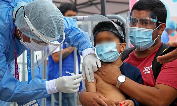 Perú aplica uno de los Esquemas Nacionales de Vacunación más completos de las Américas