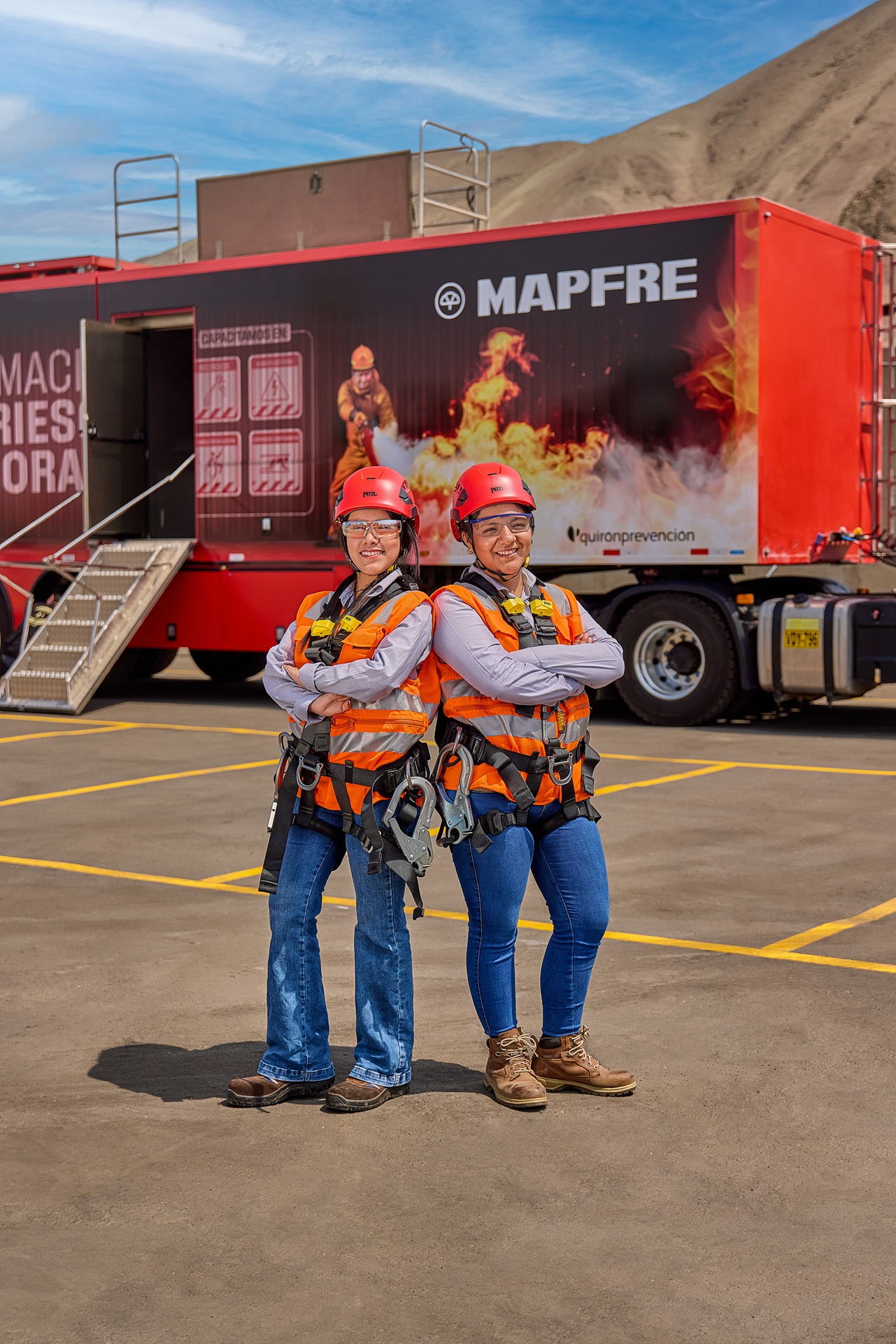 MAPFRE presenta la primera Unidad Móvil de Entrenamiento en Prevención de Riesgos Laborales del sector asegurador peruano
