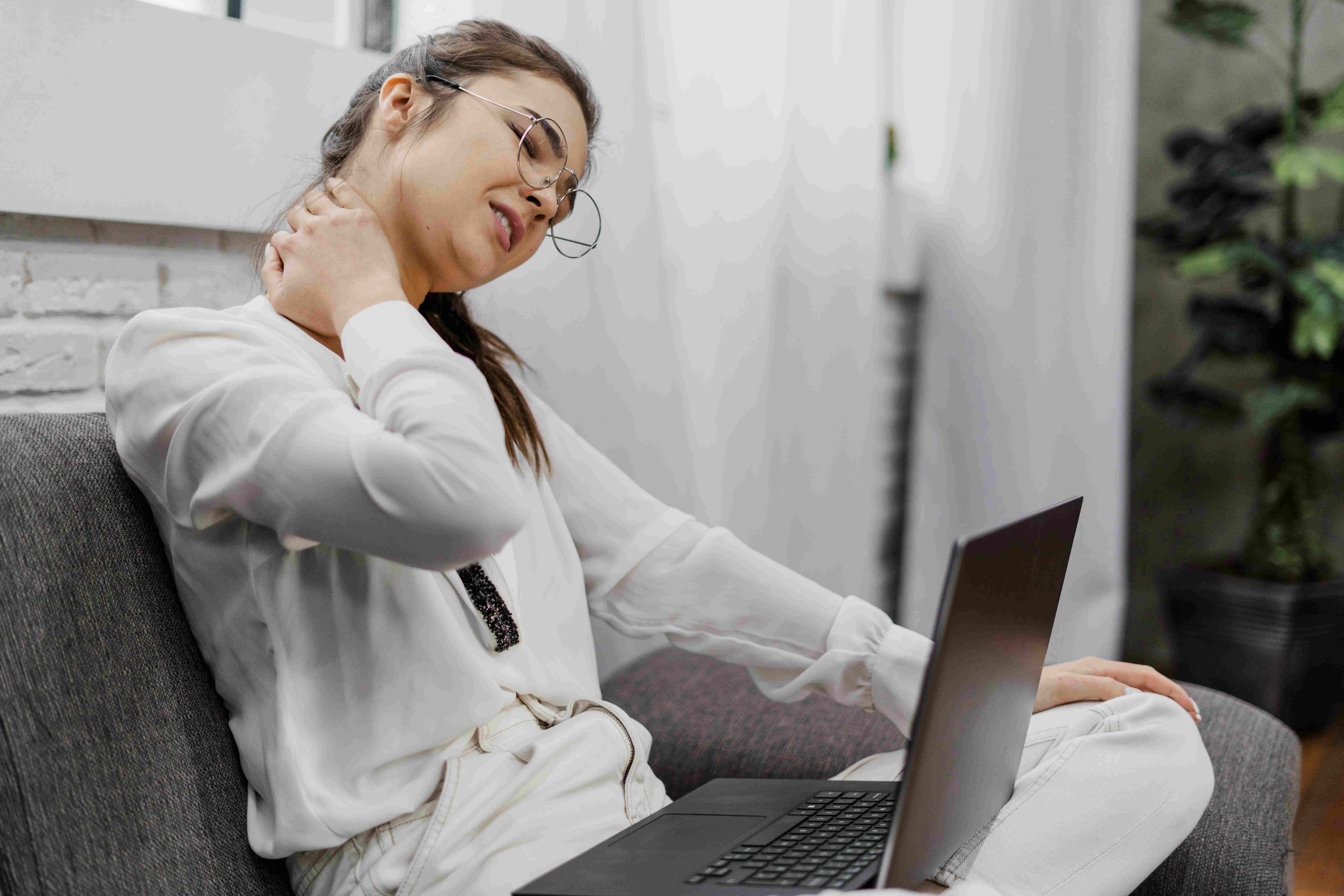 Contracturas musculares: consejos prácticos para atenderlas en casa