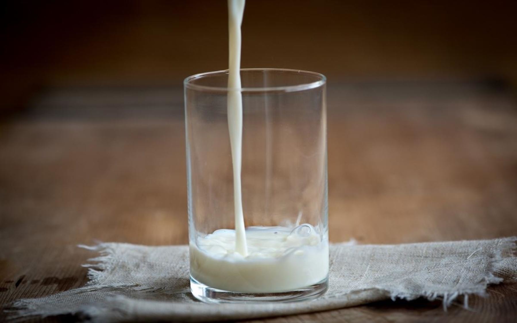 ¿Leche fortificada? Expertos explican qué combinaciones deben evitarse y por qué