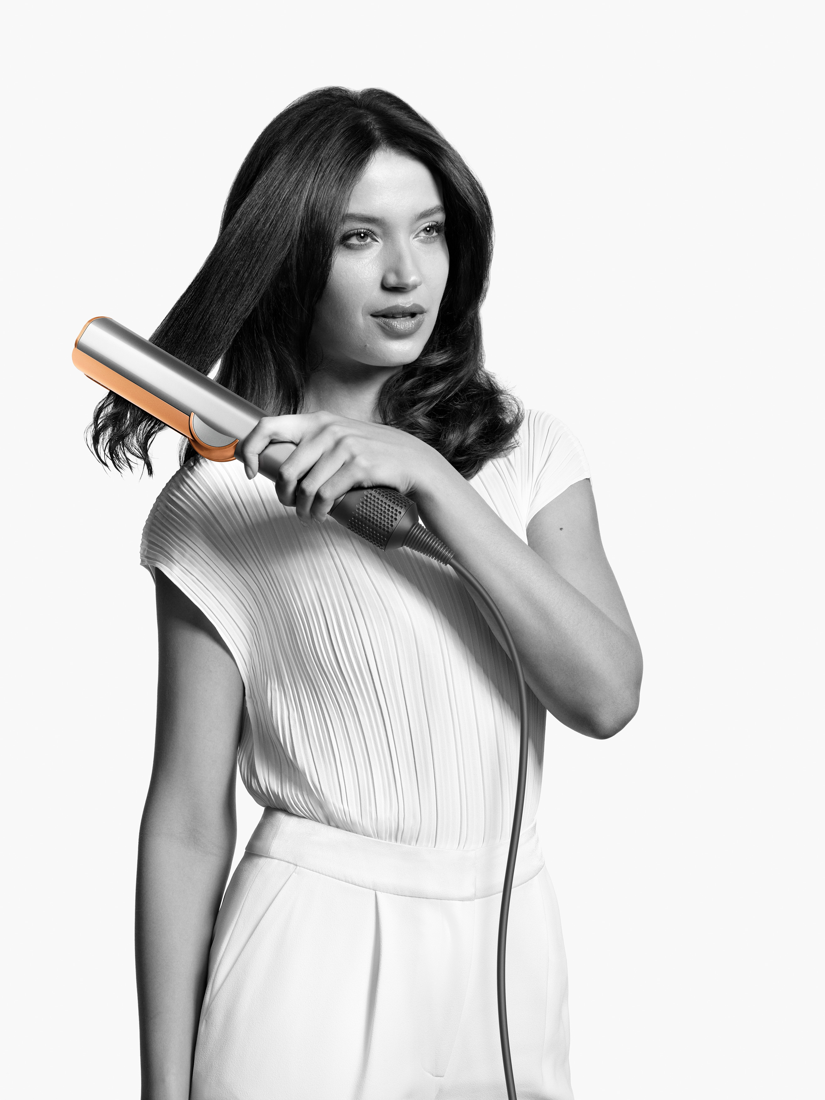DYSON AIRSTRAIT: TECNOLOGÍA QUE ALISA EL CABELLO MOJADO SIN CAUSAR DAÑOS LLEGA AL PERÚ