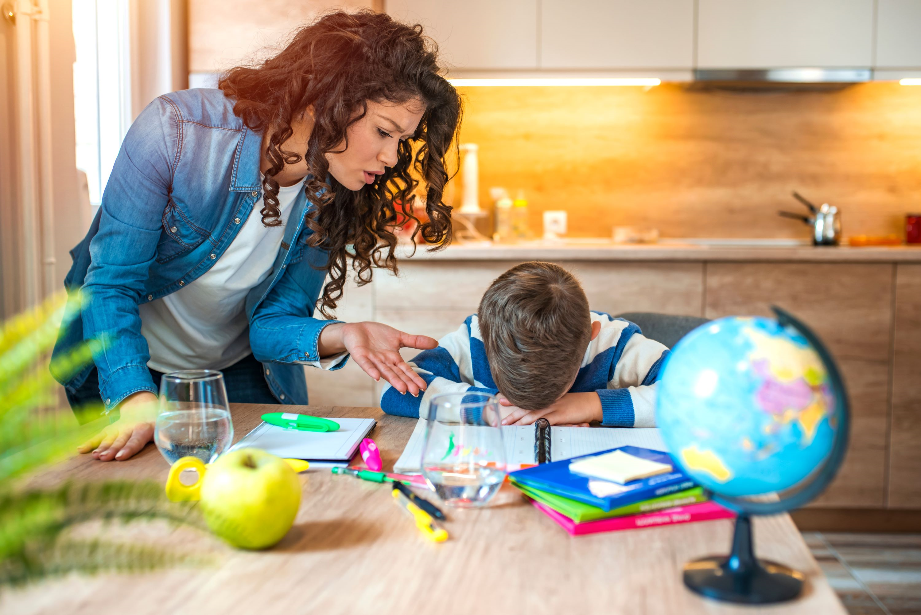 QUÉ HACER SI SU HIJO REPITE EL AÑO ESCOLAR O DEBE IR AL VACACIONAL