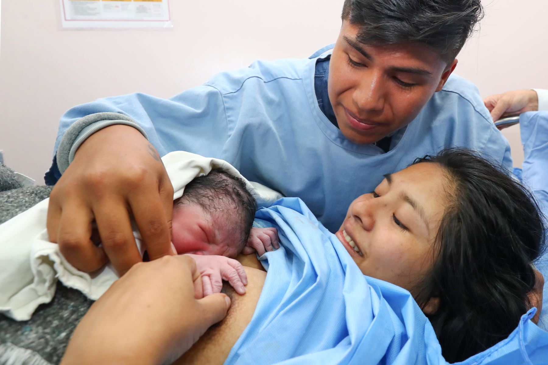 Fertilización in vitro permite que cada año nazcan 40 niños en Instituto Materno Perinatal