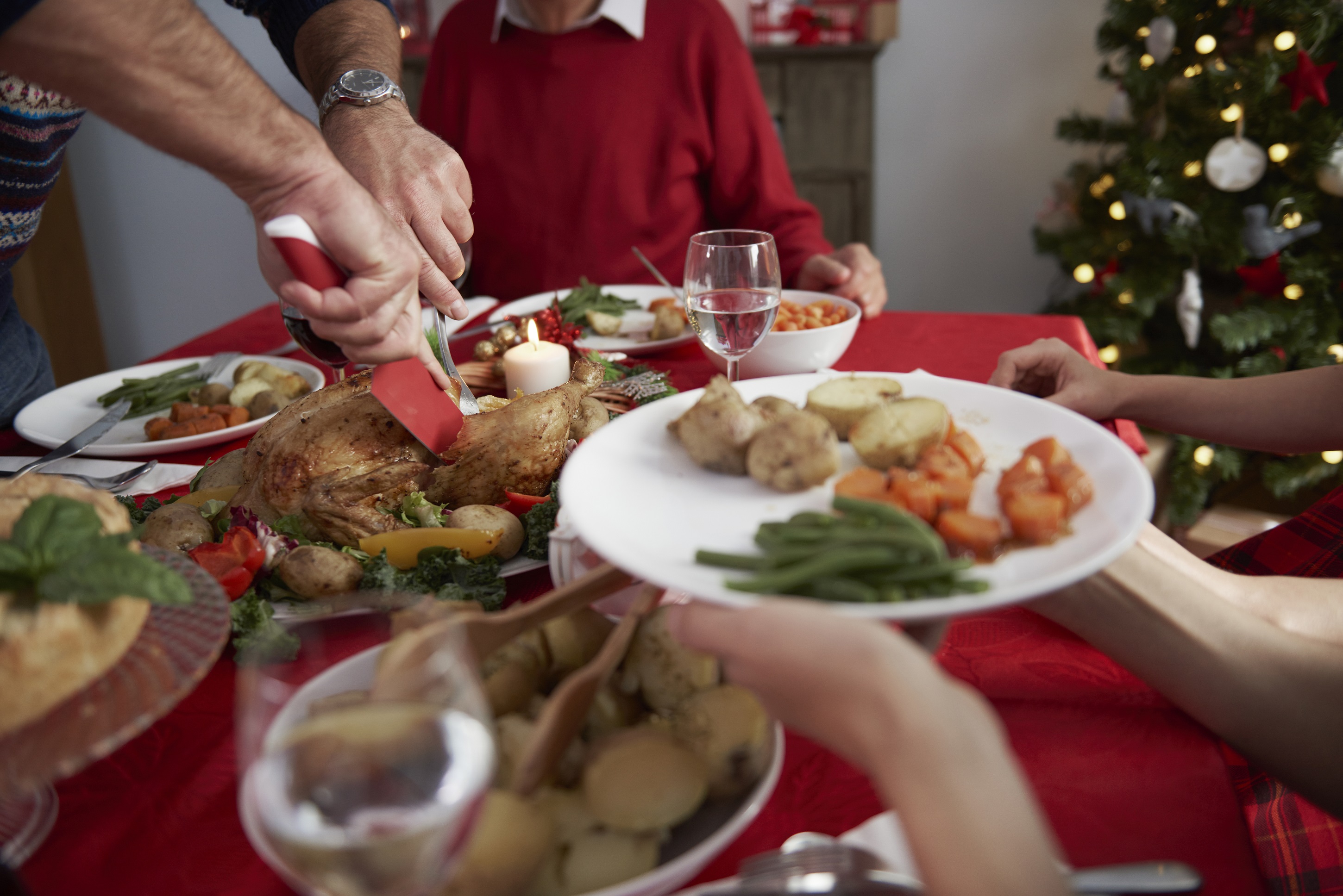 Siete consejos para disfrutar de una cena navideña saludable
