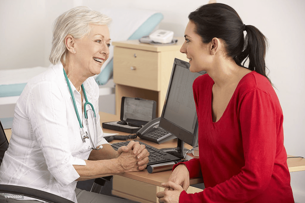 Día de la Madre: cinco chequeos médicos clave que las mujeres deben realizar en cada etapa de su vida.