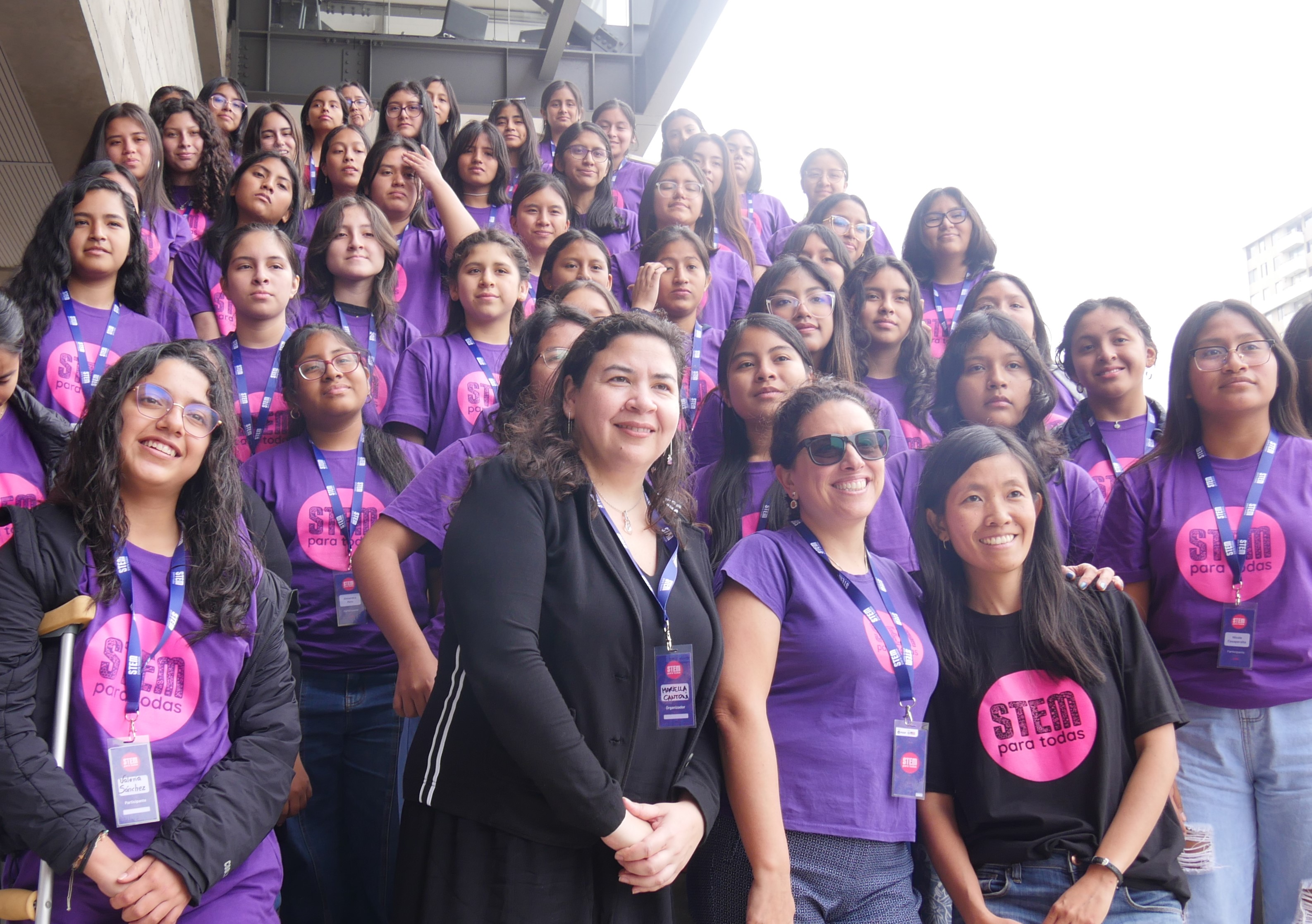 EE.UU. AUSPICIA PROGRAMA EN CIENCIA, TECNOLOGÍA, INGENIERÍA Y MATEMÁTICAS PARA ALUMNAS DE LIMA Y TRUJILLO