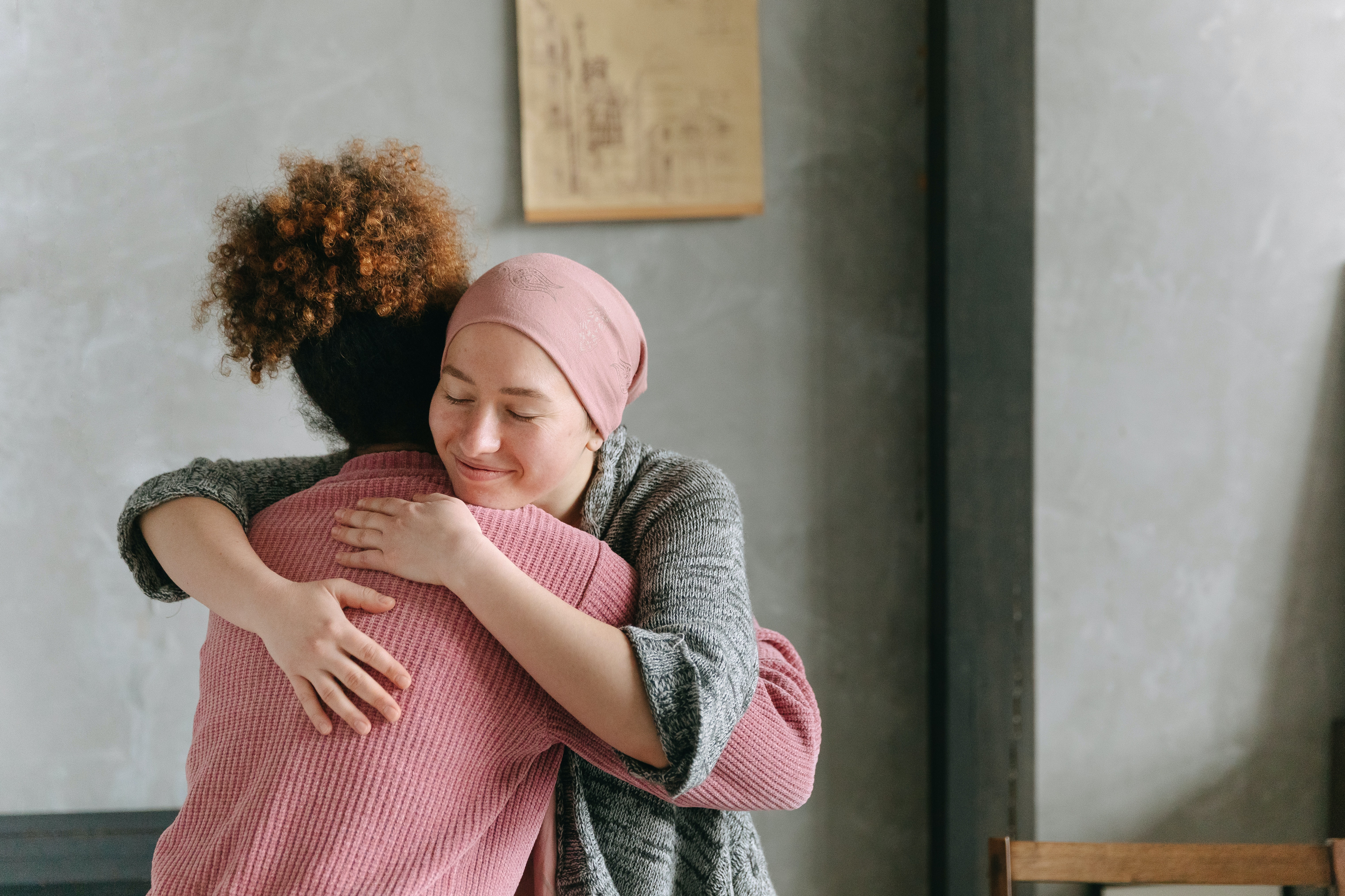 Cosas que SÍ y NO le debes decir a alguien diagnosticado con cáncer de mama