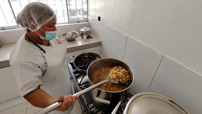 Cocinando con Cuna Más: prepara una nutritiva Matasquita con sangrecita, carne y arroz fortificado para el buen desarrollo de tu hijo