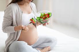 Una adecuada nutrición en el embarazo es vital para evitar futuras complicaciones de la criatura y nacimientos prematuros.