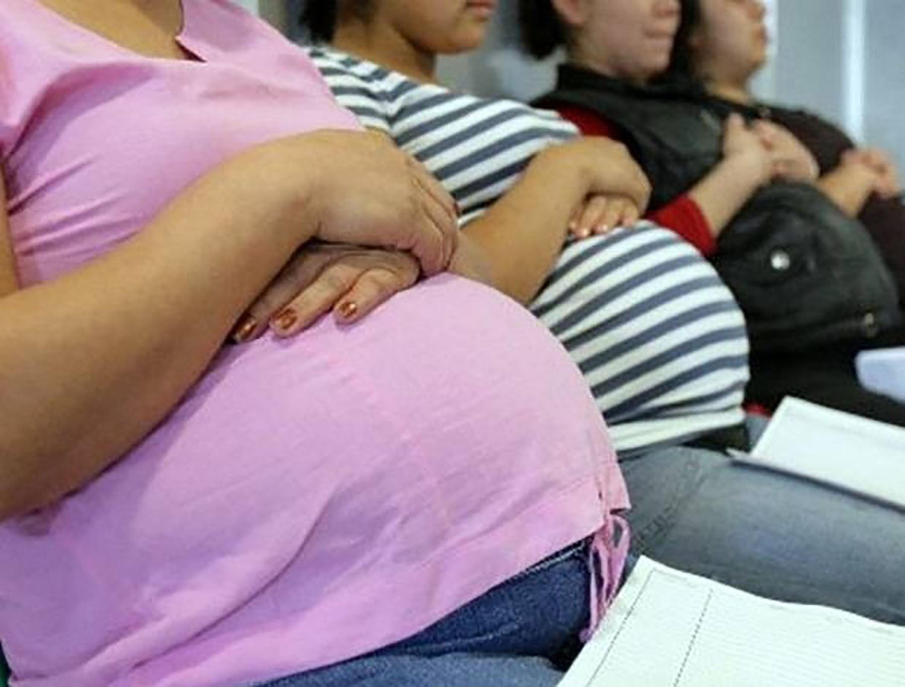 Tos convulsiva: ¿por qué las mujeres embarazadas se deben vacunar?