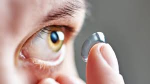 4 tips para usar lentes de contacto con facilidad