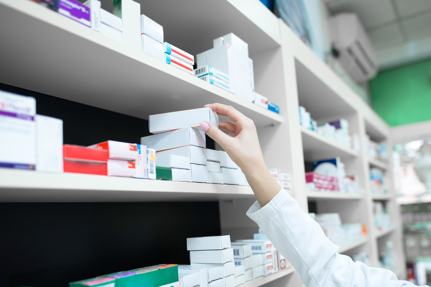 ¿Ese medicamento que tienes en casa aún sirve? 5 señales que podrían alertar que está mal almacenado