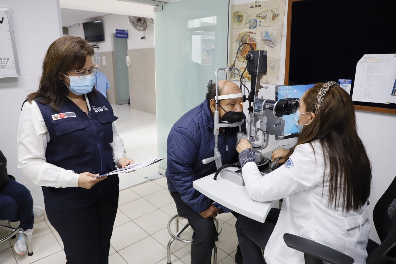 SIS promueve y financia prevención de la salud ocular de sus asegurados a nivel nacional