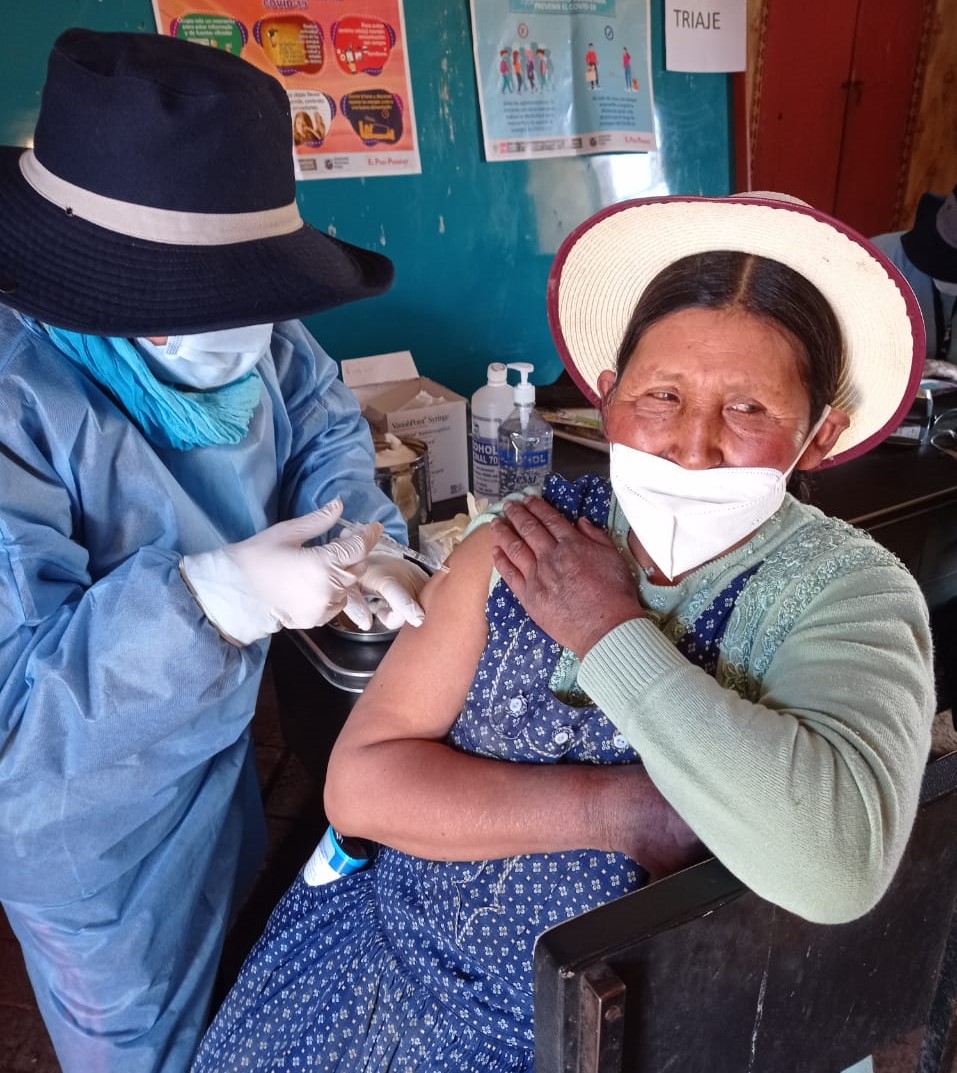 Trabajo articulado en Tambos permitió a la fecha vacunar a más de 6700 adultos mayores de zonas rurales contra la COVID - 19