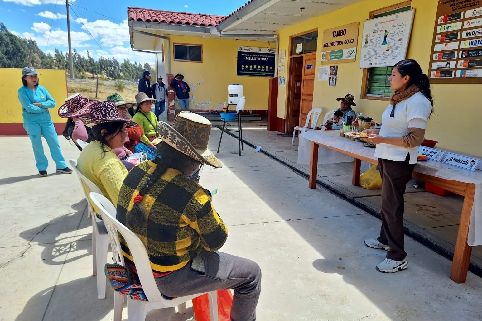 Lucha contra la anemia: Tambos orientan y previenen a más de 4200 personas en centros poblados de Cajamarca